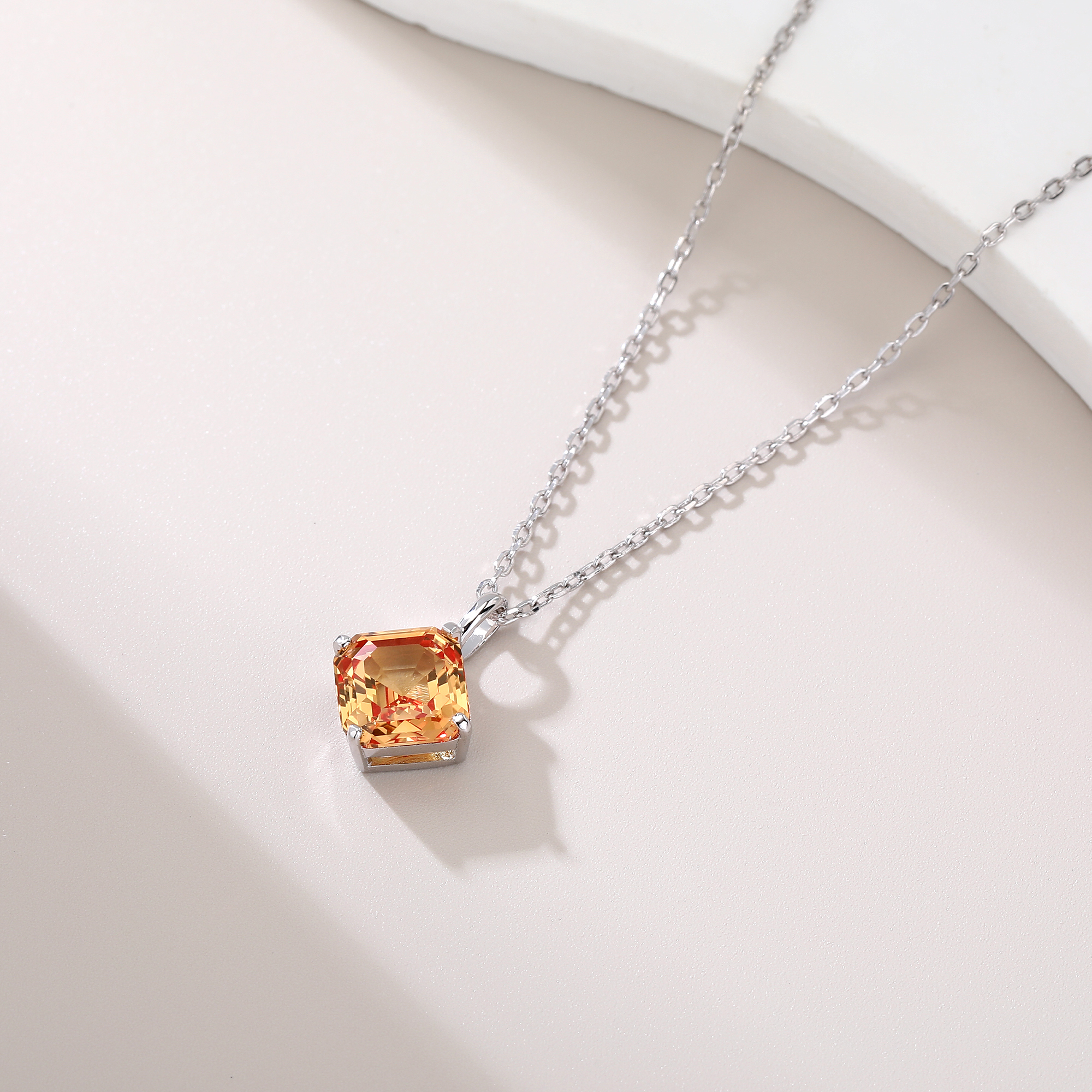 Bezel-Set Diamond-Shaped Small - огляд і ціна Bezels Set Pendant